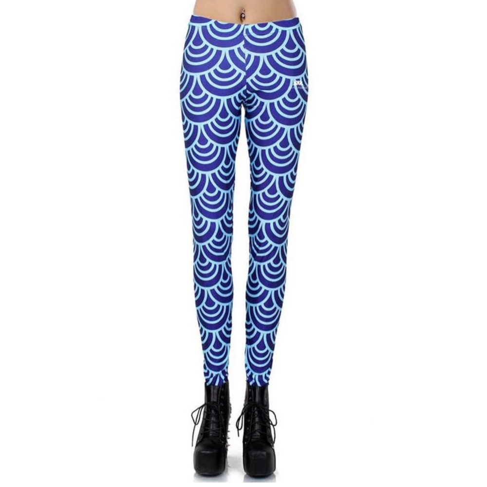 Lotus Leggings, scales pattern